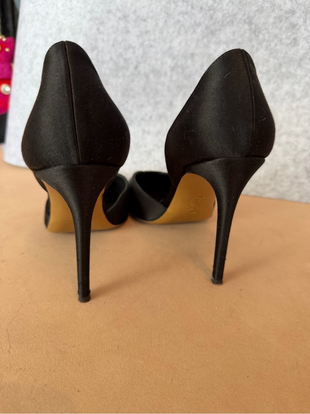 A Alexandre Vauthier Satin and Crystal Heels Size 39 - Picture 11 of 16